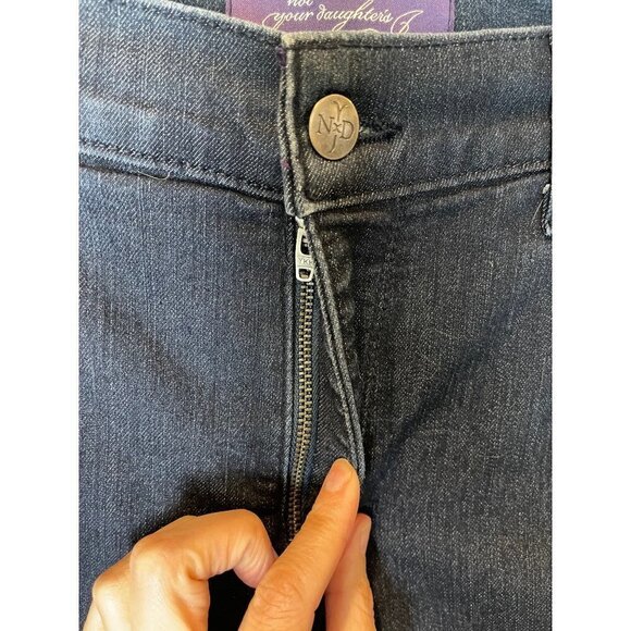 NYDJ Straight Leg Mid Rise Dark Wash Jeans With‎ Jeweled Back Pockets Size 8 - Picture 5 of 12